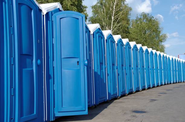Best Luxury portable toilet rental  in West Buechel, KY